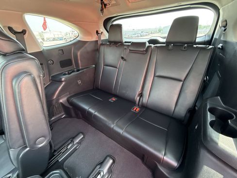 Used 2022 Toyota Highlander Platinum AWD/4WD image 26