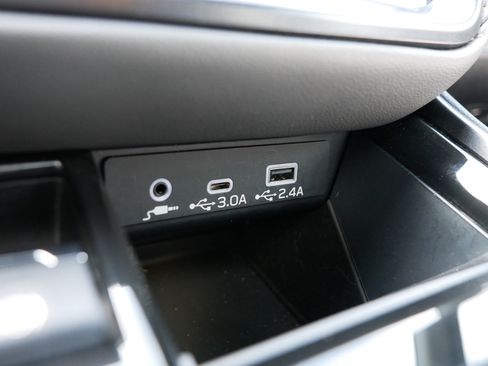 Used 2023 Subaru Outback Wilderness AWD/4WD image 33