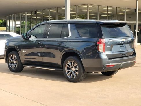 Used 2021 Chevrolet Tahoe LT w/ LT Signature Package RWD image 6