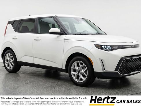 Used 2025 Kia Soul LX w/ LX Technology Package image 1