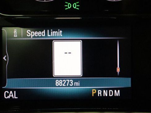 Used 2017 Buick Regal Premium w/ Driver Confidence Package #2 image 22