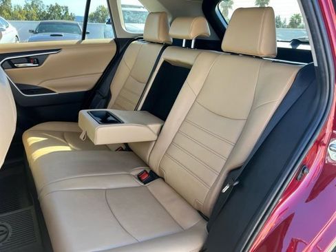 Certified 2022 Toyota RAV4 XLE Premium image 19