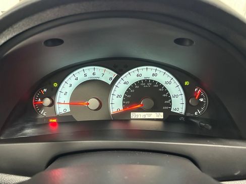 Used 2009 Toyota Camry SE FWD image 23