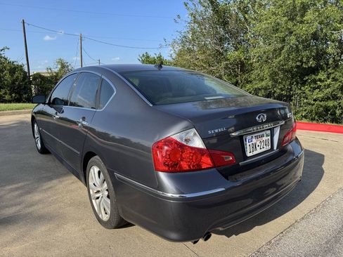 Used 2010 INFINITI M35 w/ Technology Pkg RWD image 5