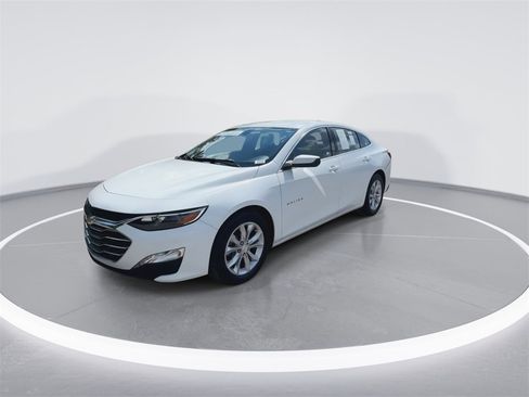 Used 2023 Chevrolet Malibu LT image 4