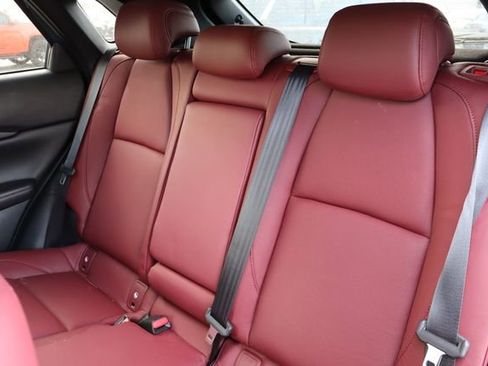 Used 2024 MAZDA CX-30 AWD 2.5 S w/ Preferred Package image 7