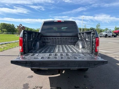 Used 2015 Ford F150 XLT w/ Trailer Tow Package AWD/4WD image 12