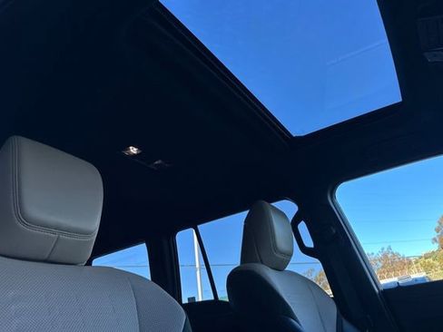 Used 2025 Lexus GX 550 image 19