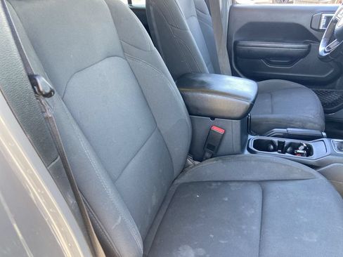 Used 2022 Jeep Gladiator Sport AWD/4WD image 22