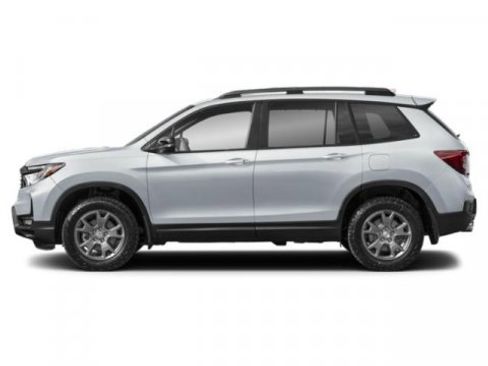 Certified 2024 Honda Passport TrailSport image 3
