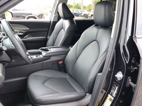 Used 2024 Toyota Grand Highlander FWD image 14