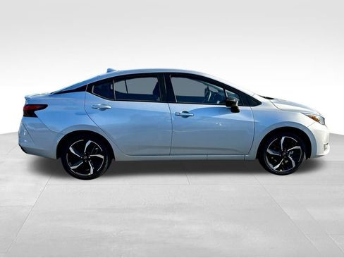 New 2025 Nissan Versa SR image 8
