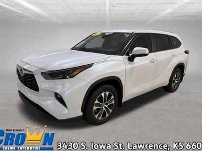 Used 2024 Toyota Highlander XLE