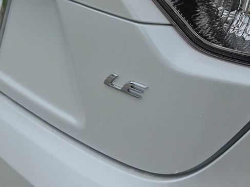 Used 2026 Toyota Corolla LE FWD image 6