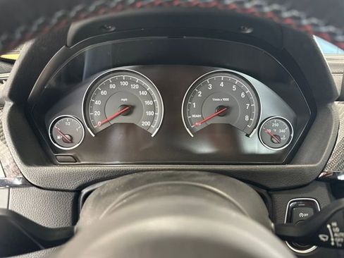 Used 2019 BMW M4 Coupe RWD image 25