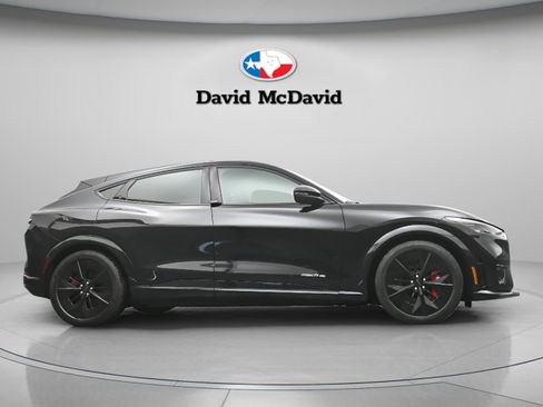 Used 2025 Ford Mustang Mach-E GT AWD/4WD image 33