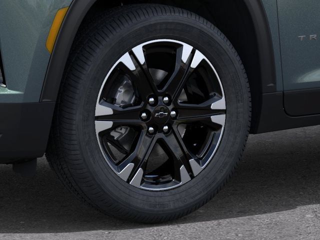 New 2027 Chevrolet Traverse LT w/ Sun and Wheel Package FWD image 9