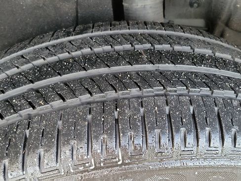 Used 2023 Jeep Grand Cherokee Overland w/ Advanced Protech Group III image 25