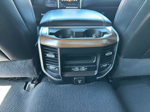 Used 2023 RAM 3500 Laramie AWD/4WD image 22
