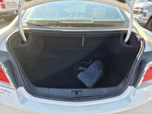 Used 2012 Buick LaCrosse Touring FWD image 30
