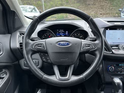 Used 2017 Ford Escape Titanium FWD image 7