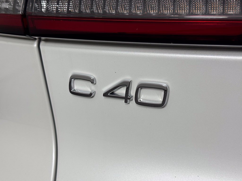 Certified 2023 Volvo C40 Recharge Core AWD/4WD image 7
