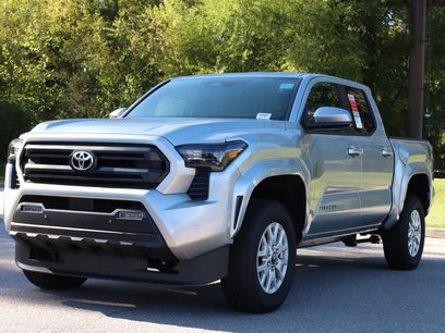 New 2025 Toyota Tacoma SR5