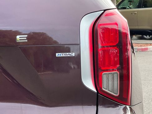 Used 2024 Hyundai Palisade Limited AWD/4WD image 51