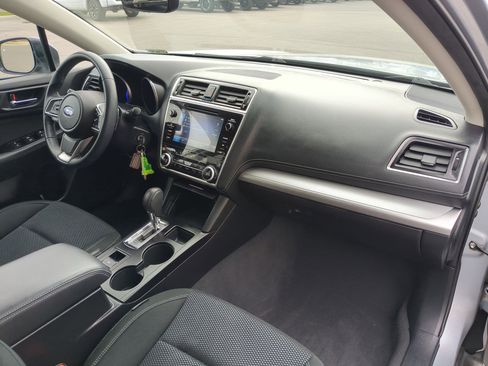 Used 2019 Subaru Outback 2.5i Premium image 33