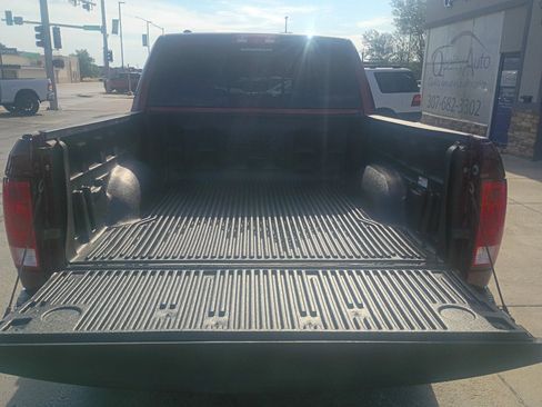 Used 2017 RAM 1500 Big Horn AWD/4WD image 15
