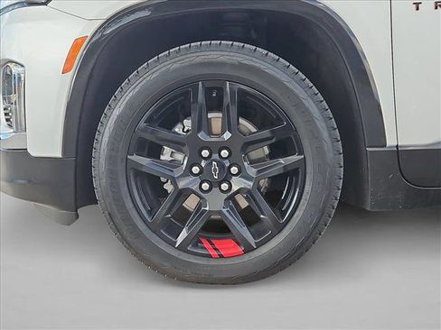 Used 2022 Chevrolet Traverse Premier w/ Redline Edition AWD/4WD image 24