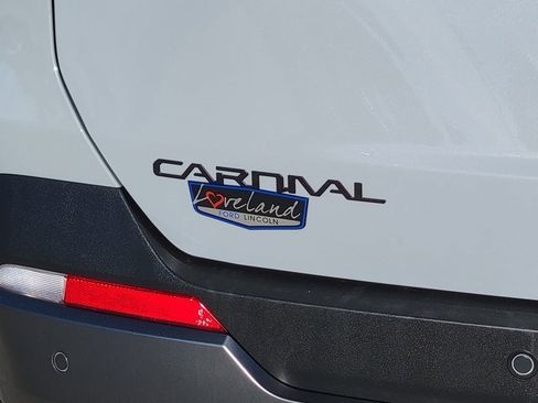 Used 2025 Kia Carnival SX image 14