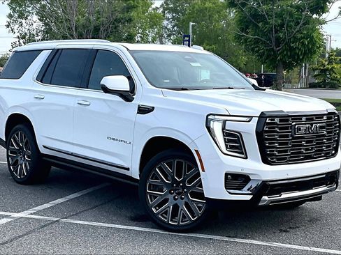 Used 2026 GMC Yukon Denali Ultimate AWD/4WD image 34