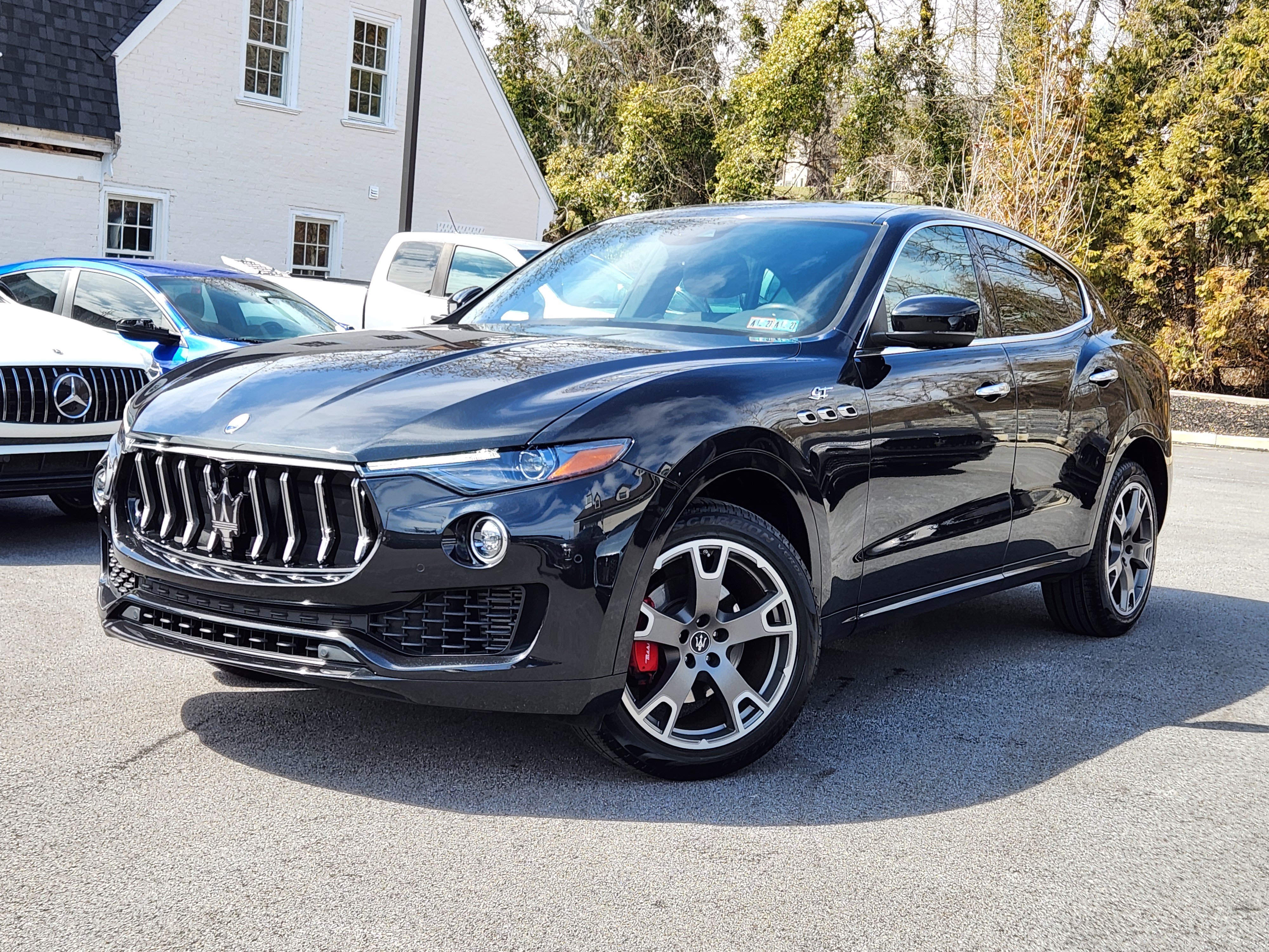 Used 2023 Maserati Levante GT AWD/4WD image 1