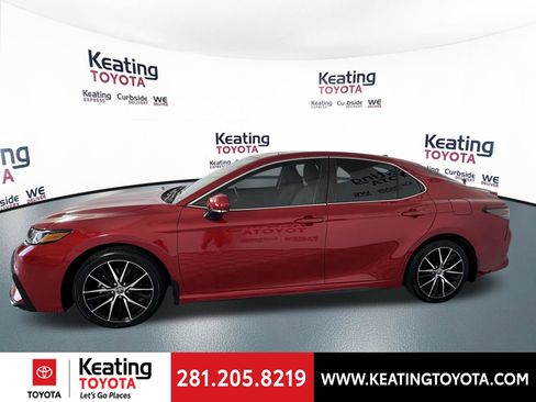 Certified 2023 Toyota Camry SE w/ Convenience Package image 9