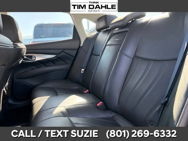 Used 2012 INFINITI M37 x w/ Deluxe Touring Pkg AWD/4WD image 16