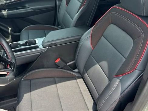 Used 2025 Chevrolet Equinox EV RS w/ Active Safety Package 3 AWD/4WD image 19
