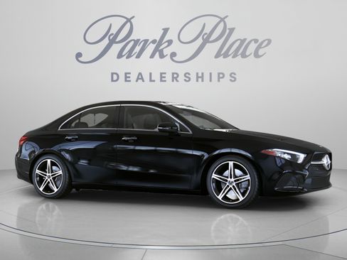 Used 2022 Mercedes-Benz A 220 image 31