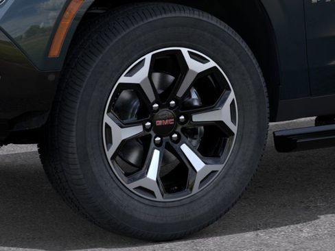 New 2026 GMC Yukon AT4 Ultimate w/ LPO, Floor Liner Package AWD/4WD image 9