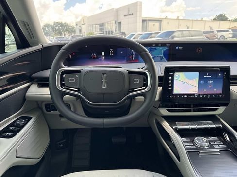 New 2026 Lincoln Nautilus Premier AWD/4WD image 17