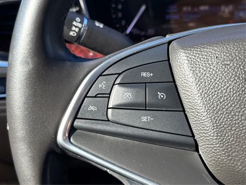 Used 2017 Cadillac XT5 Luxury w/ Driver Awareness Package image 36