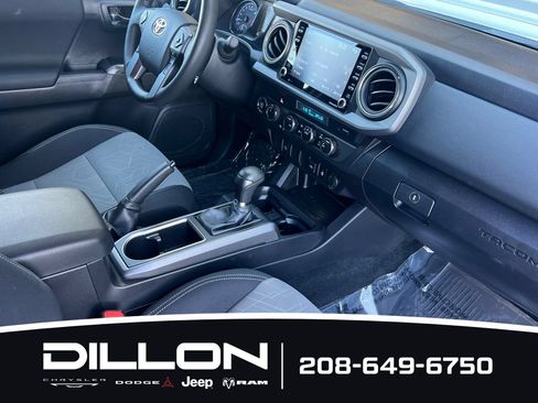 Used 2023 Toyota Tacoma TRD Sport AWD/4WD image 17