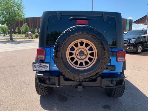 Used 2015 Jeep Wrangler Unlimited Sport w/ Quick Order Package 24S AWD/4WD image 6