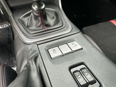 Used 2024 Subaru BRZ Limited RWD image 31