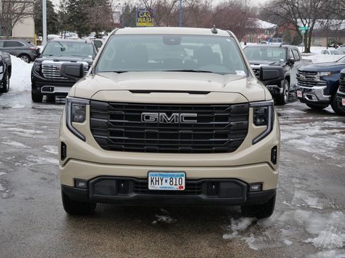 Used 2022 GMC Sierra 1500 Elevation w/ LPO, Elevation Black Package image 2