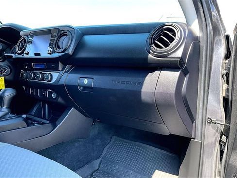 Used 2021 Toyota Tacoma SR AWD/4WD image 13