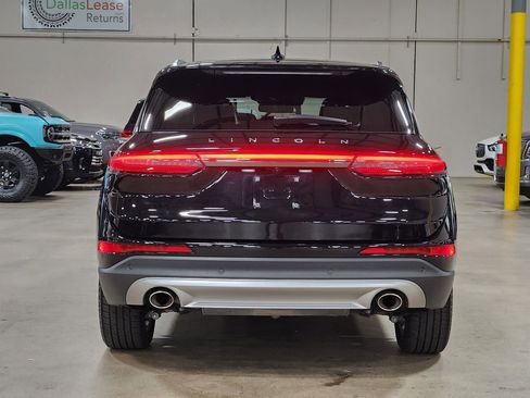 Used 2023 Lincoln Corsair Reserve image 10