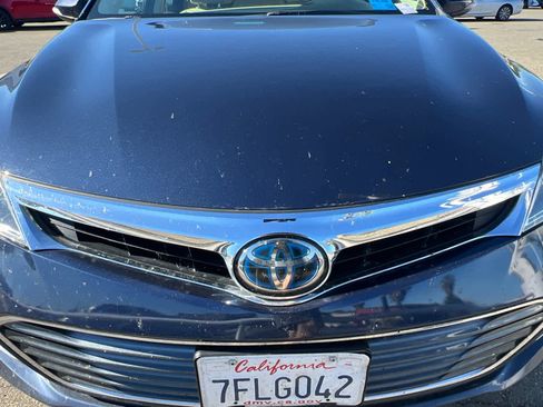 Used 2014 Toyota Avalon Limited w/ Technology Package FWD image 12