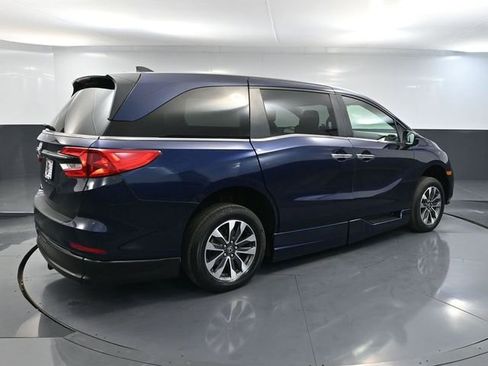 Used 2023 Honda Odyssey EX-L image 5