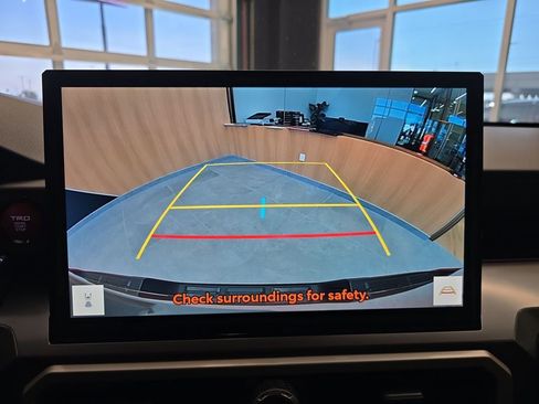 Used 2025 Toyota Tacoma TRD Sport image 24